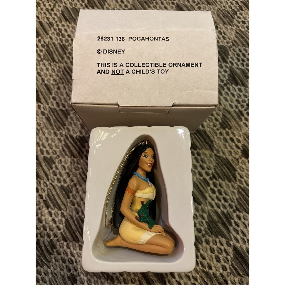 Grolier Disney Christmas Magic Pocahontas Ornament w/Box 26231 138 EUC